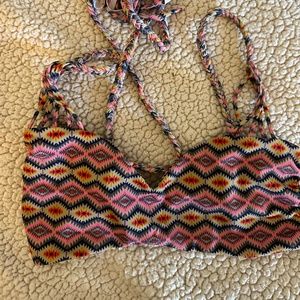 Acacia swimwear top - L